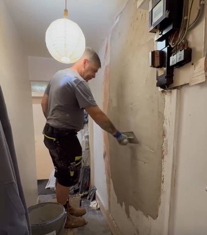 Lime plastering in North Devon